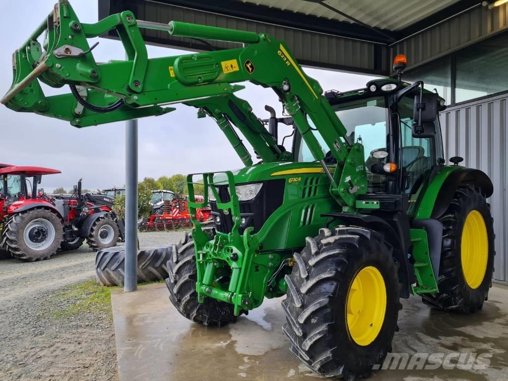 John Deere 6130 R الجرارات