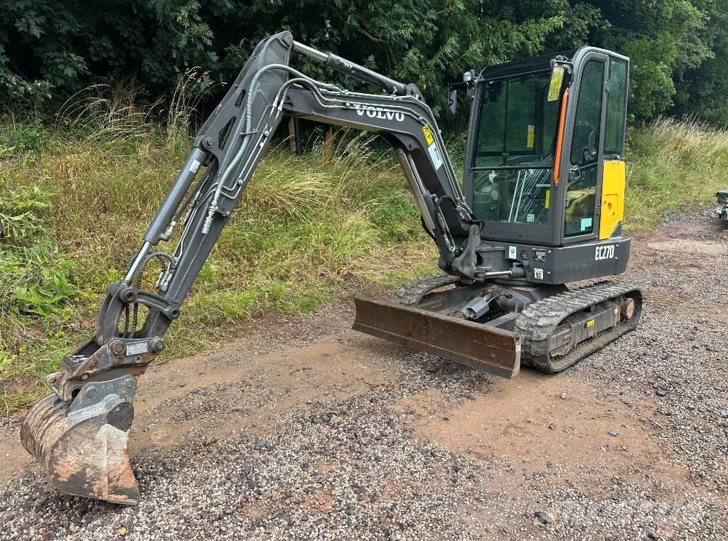 Volvo EC 27 D حفارات صغيرة أقل من 7 طن (حفارات صغيرة)