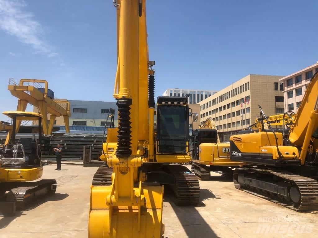 Komatsu PC 200 حفارات زحافة