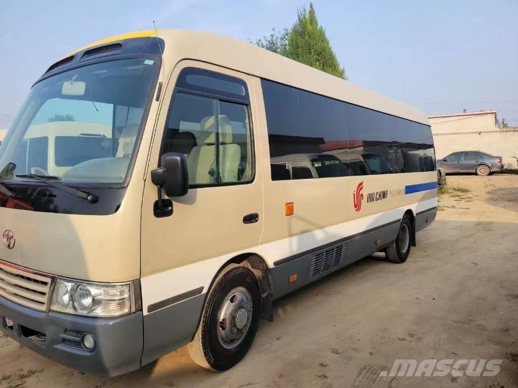 Toyota Coaster Bus حافلة صغيرة