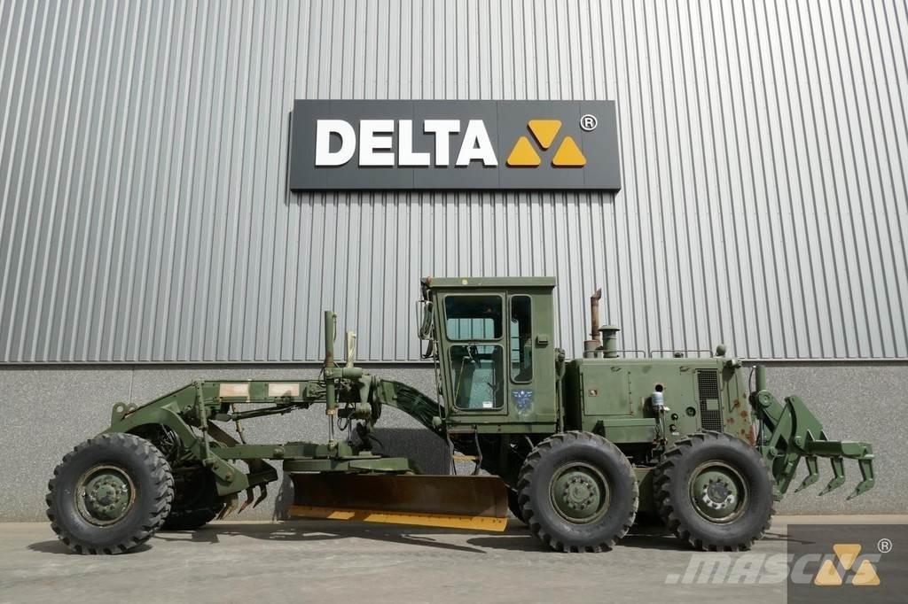 CAT 130G Ex-army معدات تمهيد الطرق
