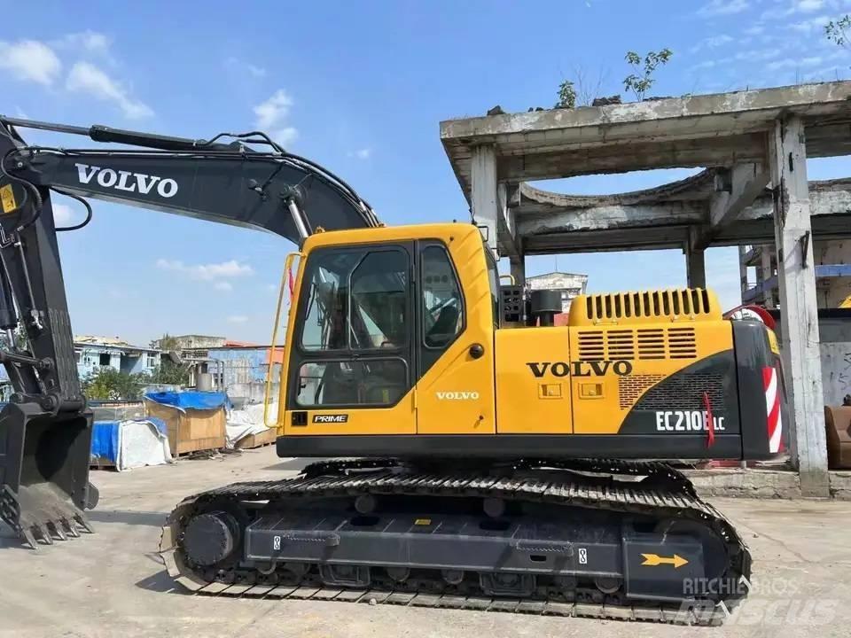 Volvo EC 210 B LC حفارات وسط 7 طن - 12 طن