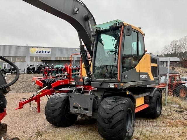 Volvo EW 160 E حفارات بعجل