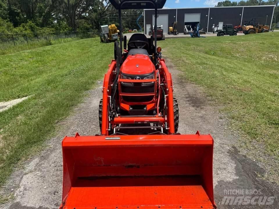 Kubota B 2601 HSD الجرارات