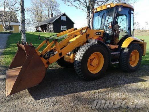 JCB 4 X لوادر بعجل