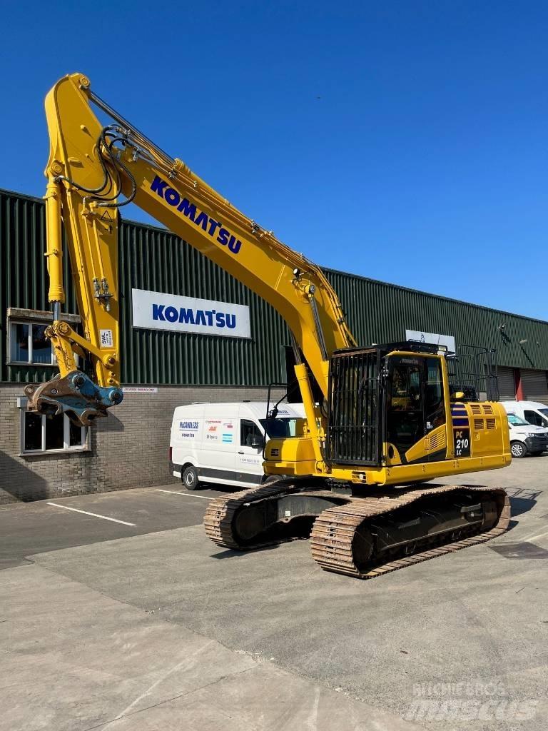 Komatsu PC210LC-11E0 حفارات زحافة