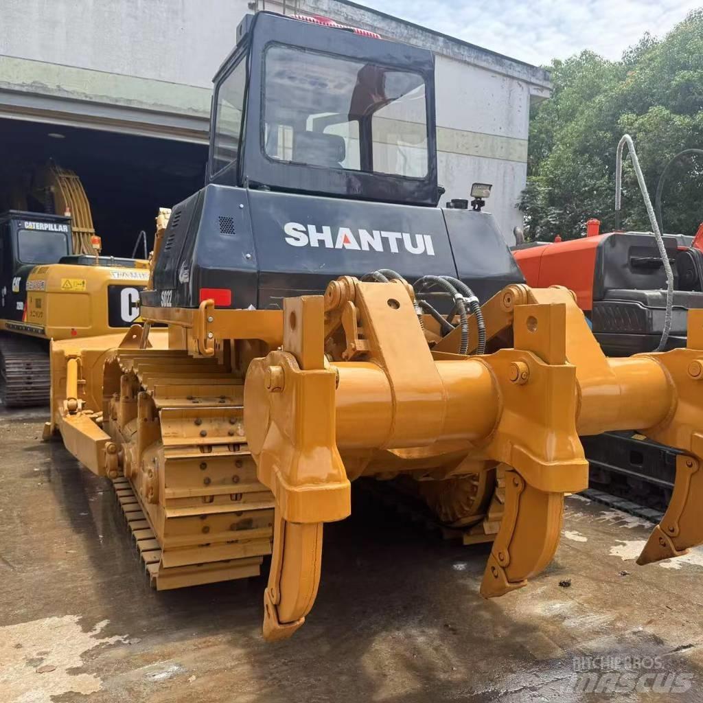 Shantui SD 22 بلدوزرات مجنزرة