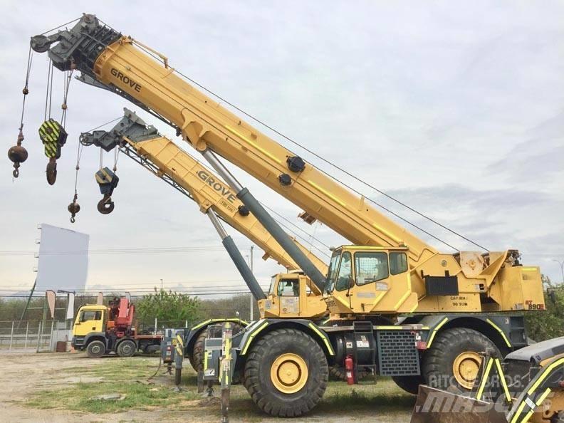 Grove RT 890 E رافعات صالحة لكل أنواع الطرق