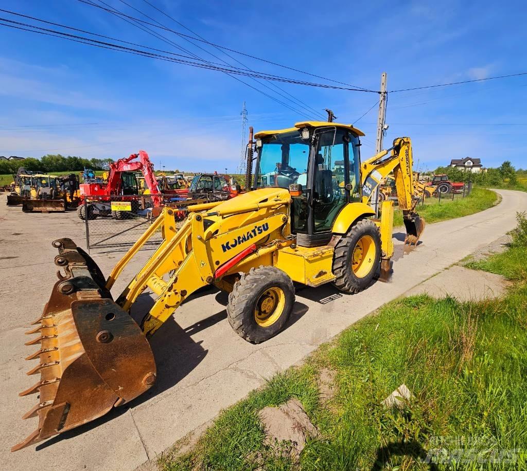 Komatsu WB 93 R لوادر ذات جرافات عكسية