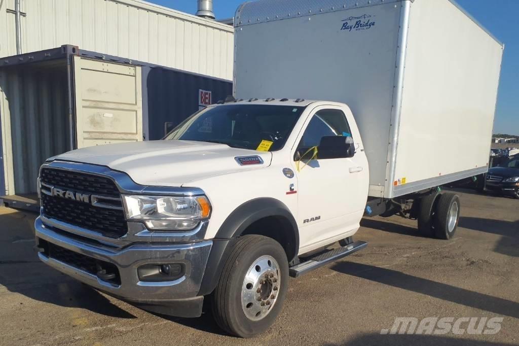 RAM 5500 SLT شاحنات ذات هيكل صندوقي