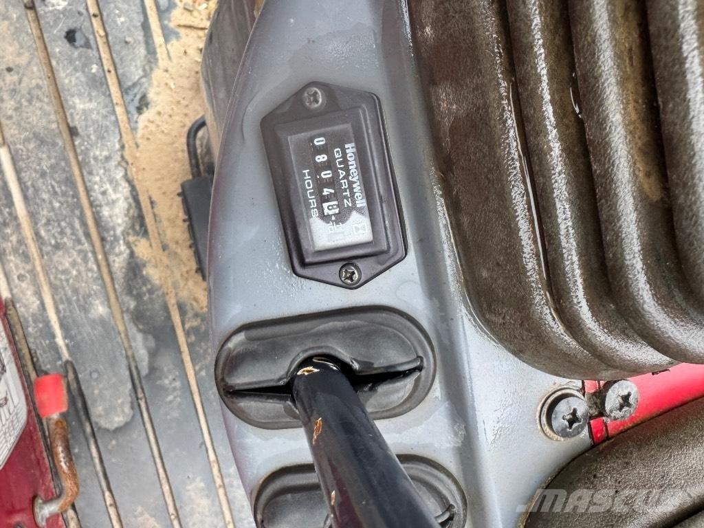 Yanmar SV08 (1D799) حفارات صغيرة أقل من 7 طن (حفارات صغيرة)