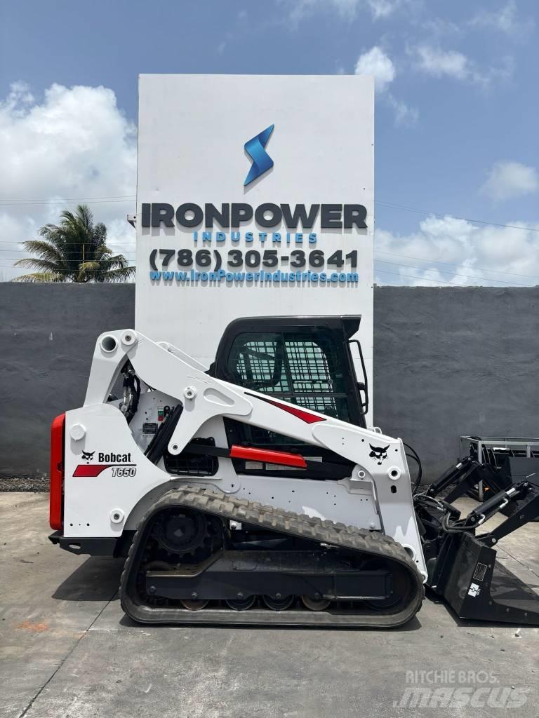 Bobcat T 650 لوادر انزلاقية التوجيه