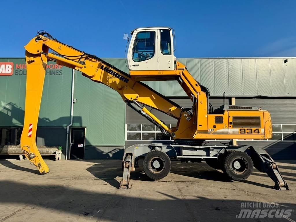Liebherr A 934 C مناولات المخلفات / مناولات صناعية