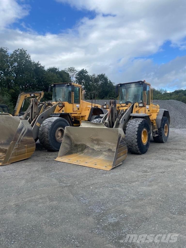 Volvo L120E لوادر بعجل
