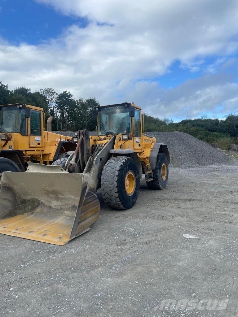 Volvo L120E لوادر بعجل