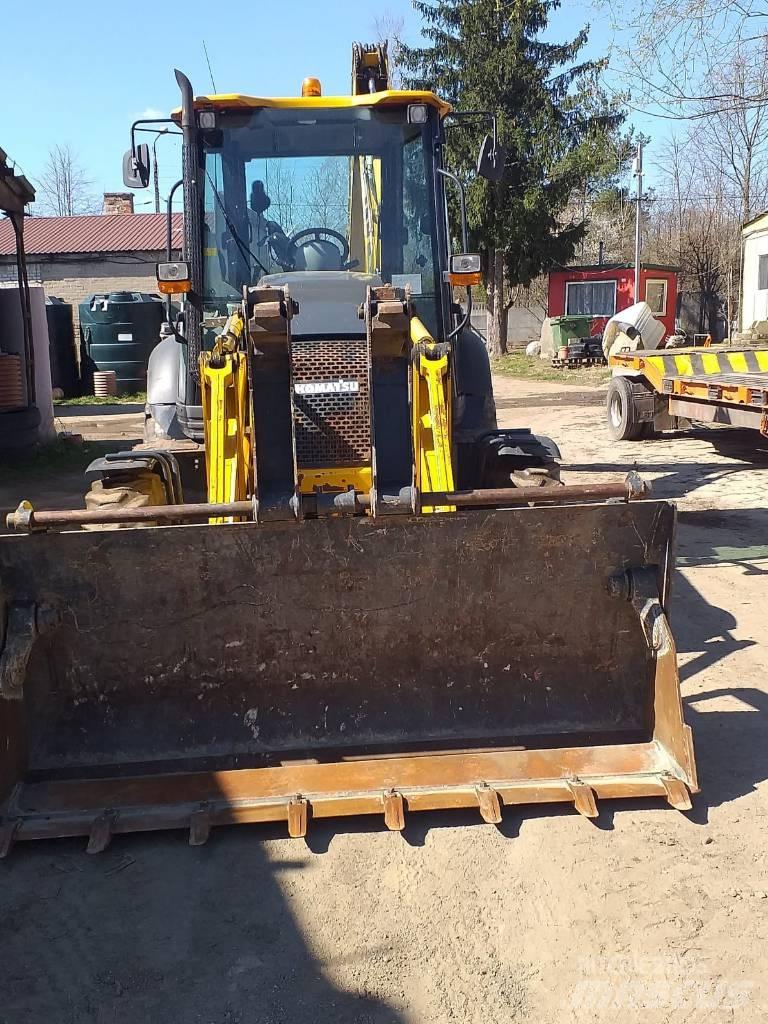 Komatsu WB 93 R لوادر ذات جرافات عكسية