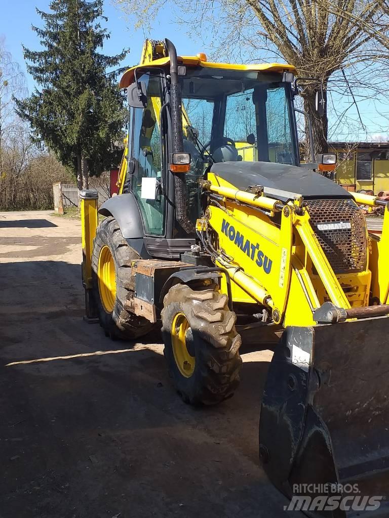 Komatsu WB 93 R لوادر ذات جرافات عكسية