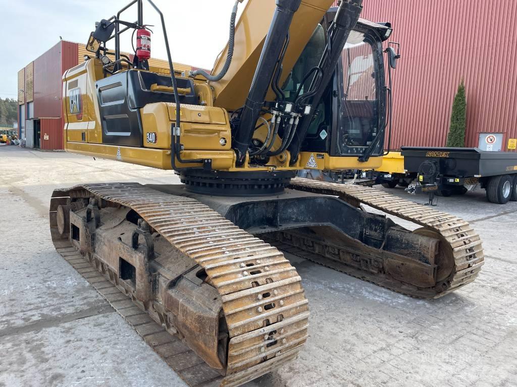 CAT 340 حفارات زحافة