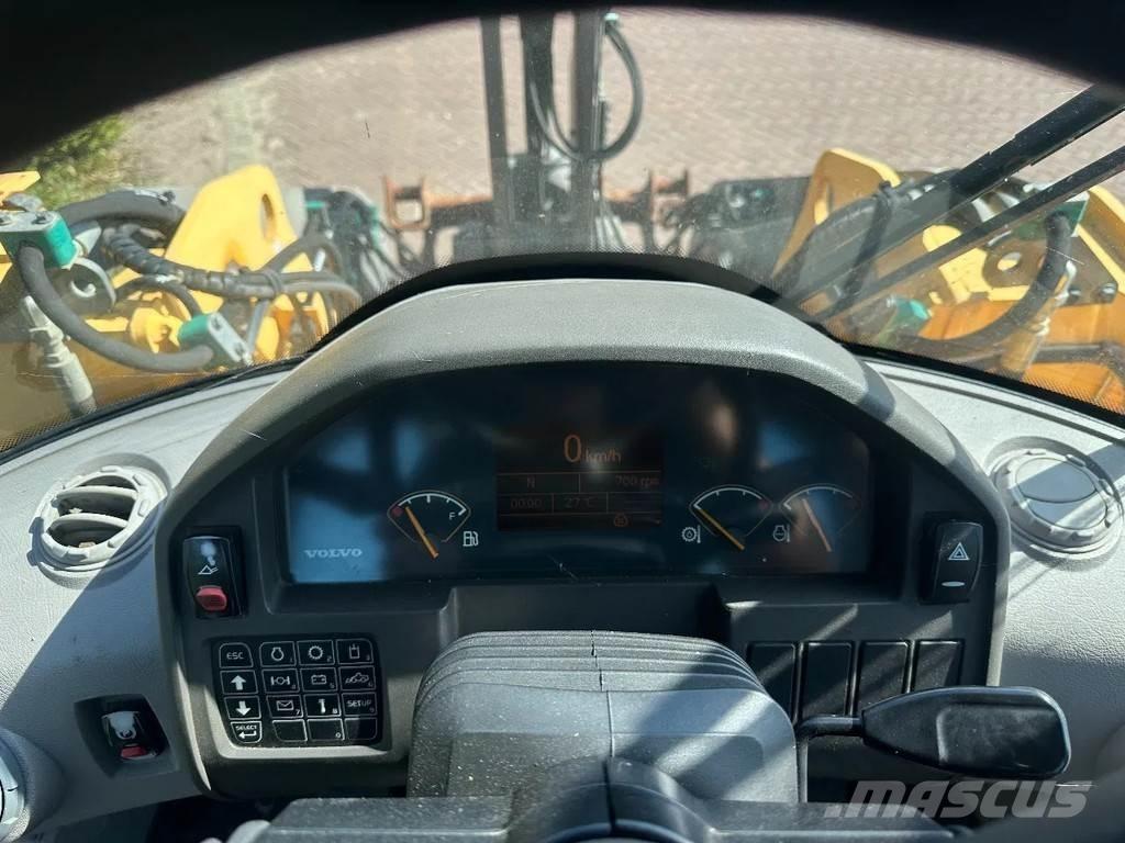 Volvo L70 F لوادر بعجل