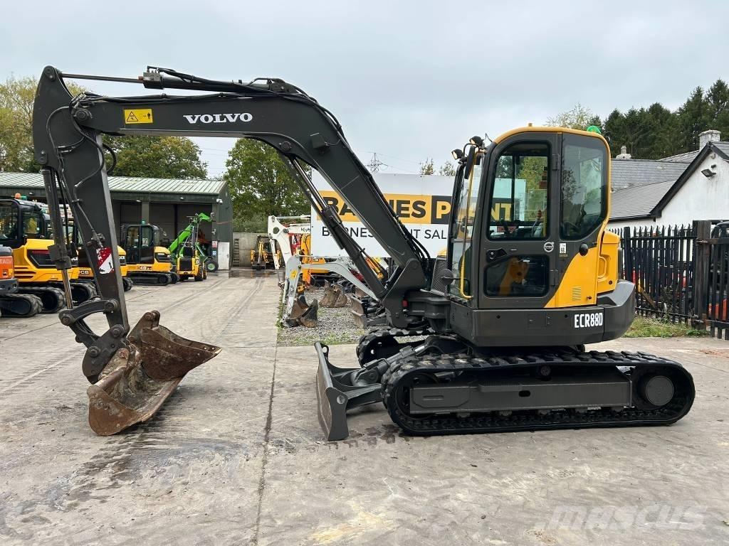 Volvo ECR 88 D حفارات وسط 7 طن - 12 طن