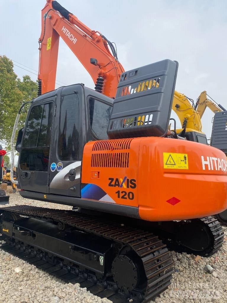 Hitachi ZX 120-6 حفارات زحافة
