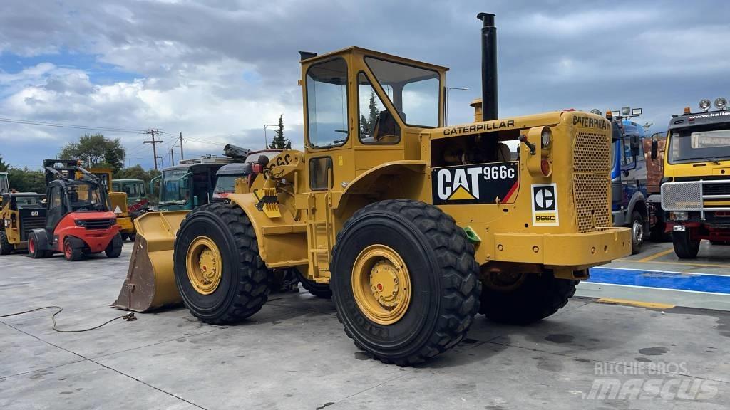 CAT 966 C لوادر بعجل