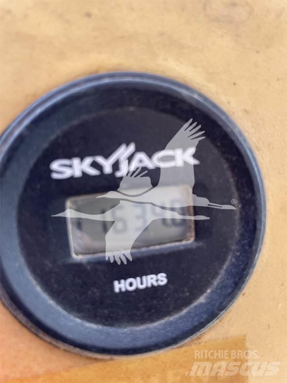 SkyJack SJ45T رافعات سلة تلسكوبية