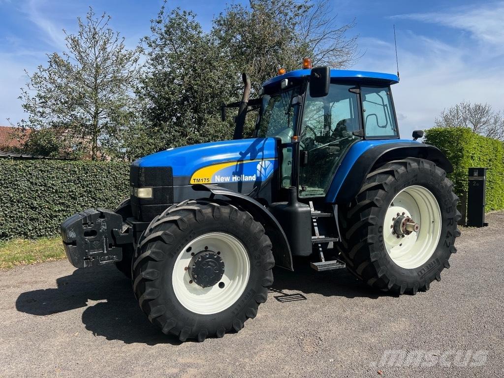 New Holland TM 175 الجرارات