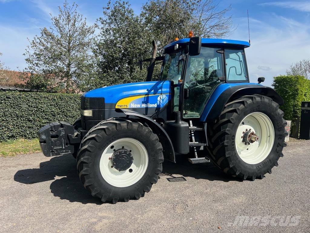 New Holland TM 175 الجرارات