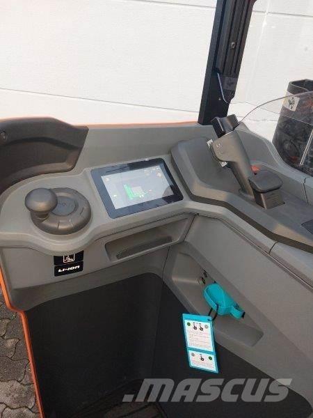 Toyota SSI200D شاحنات مناولة ذاتية الدفع