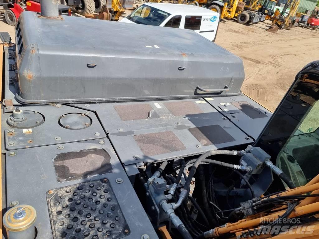 CASE CX 300 C حفارات زحافة