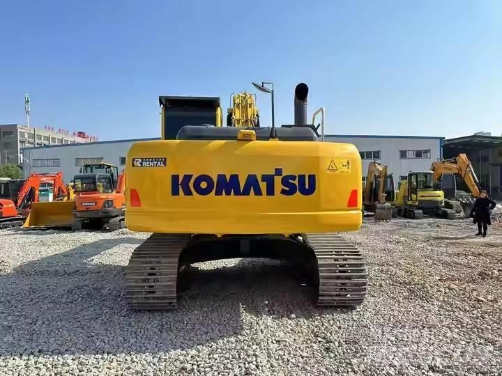 Komatsu PC 220 حفارات زحافة