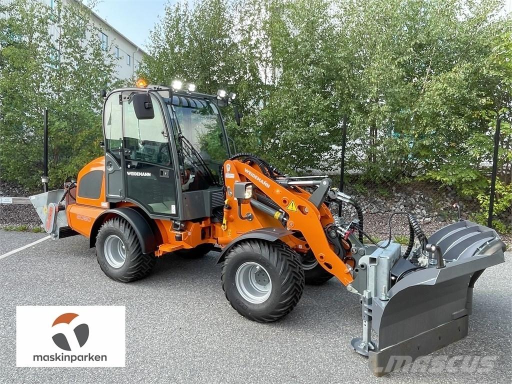 Weidemann 2080 ماكينات منفعة عامة