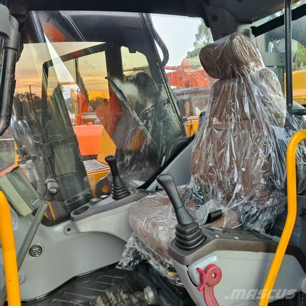 Volvo EC 380 D L حفارات زحافة
