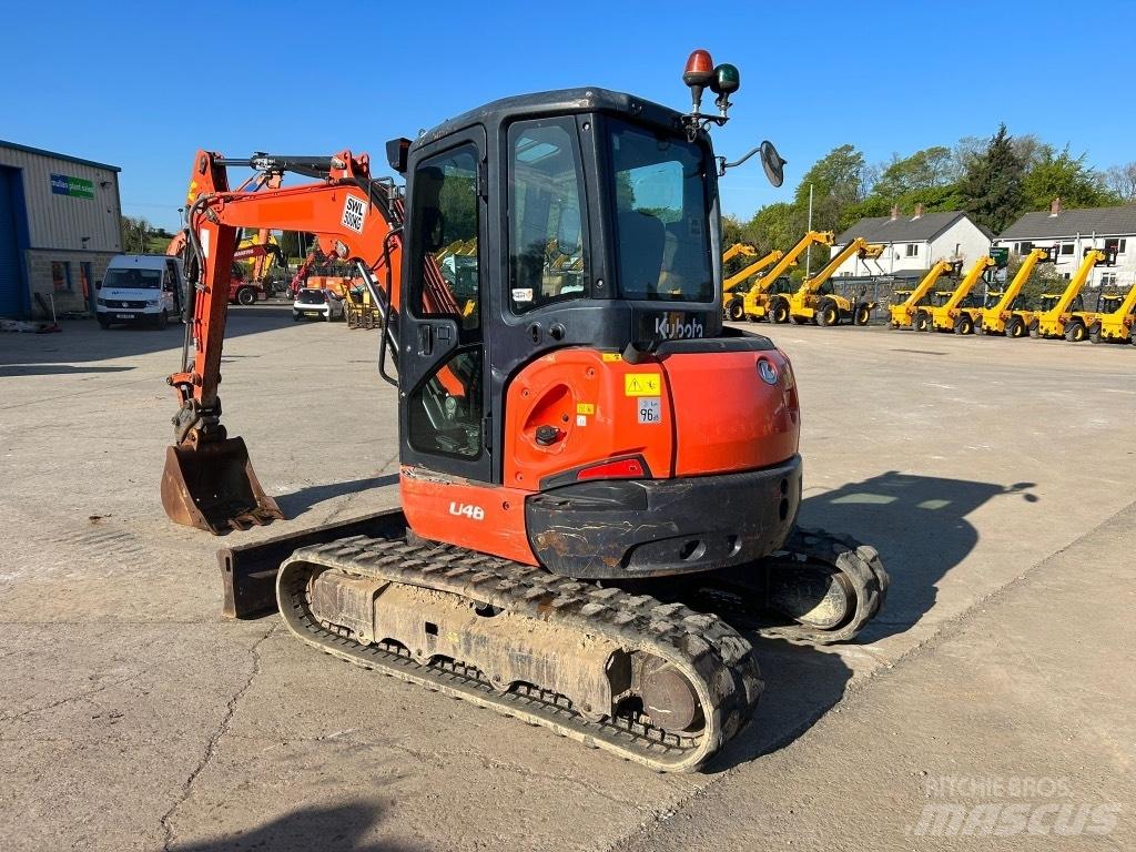 Kubota U48-4 حفارات صغيرة أقل من 7 طن (حفارات صغيرة)
