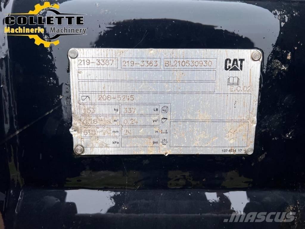 CAT Backhoe Bucket ملحقات أخرى للجرارات