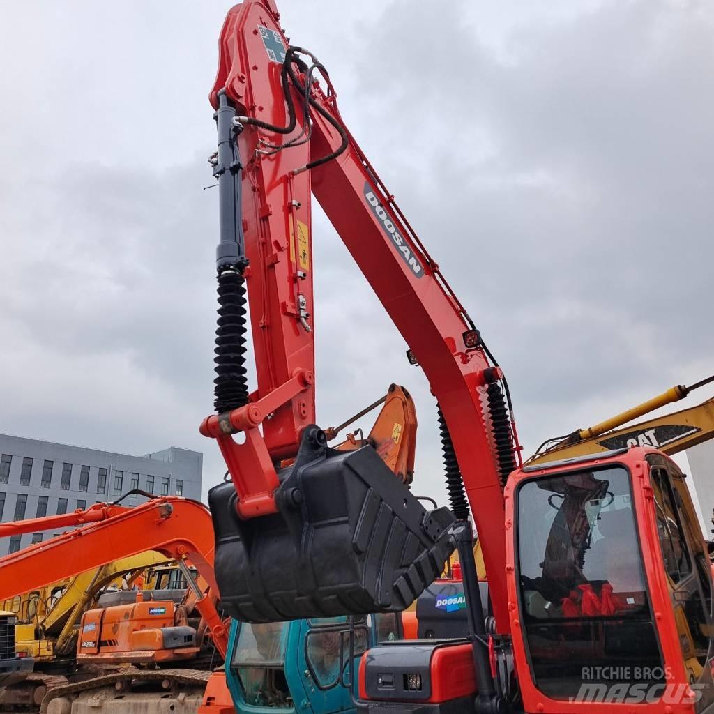 Doosan DH 150 حفارات زحافة
