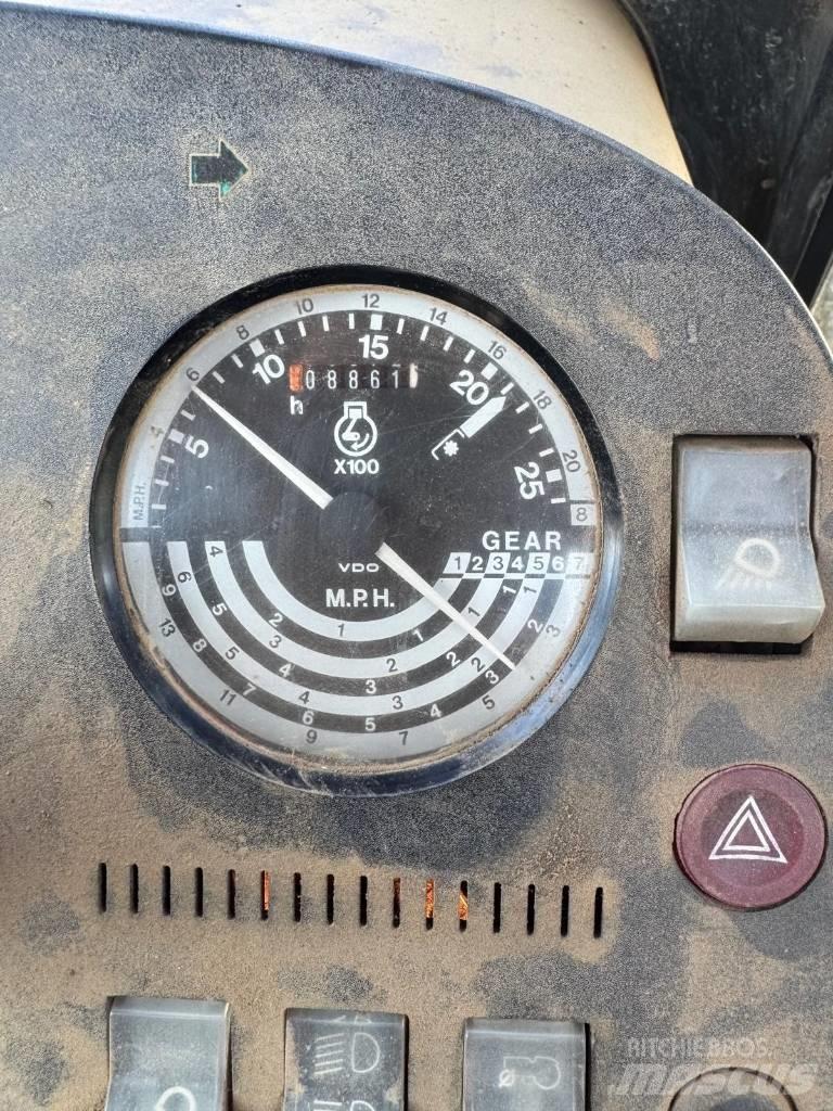 John Deere 2850 الجرارات