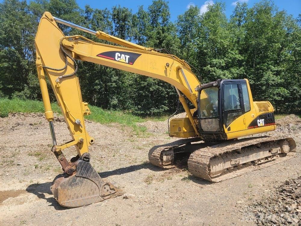CAT 320 C LC حفارات زحافة