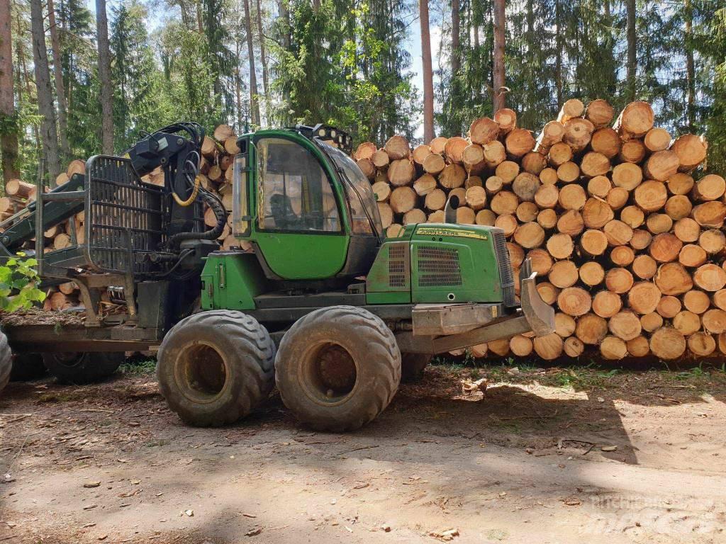 John Deere 1110 E شاحنات