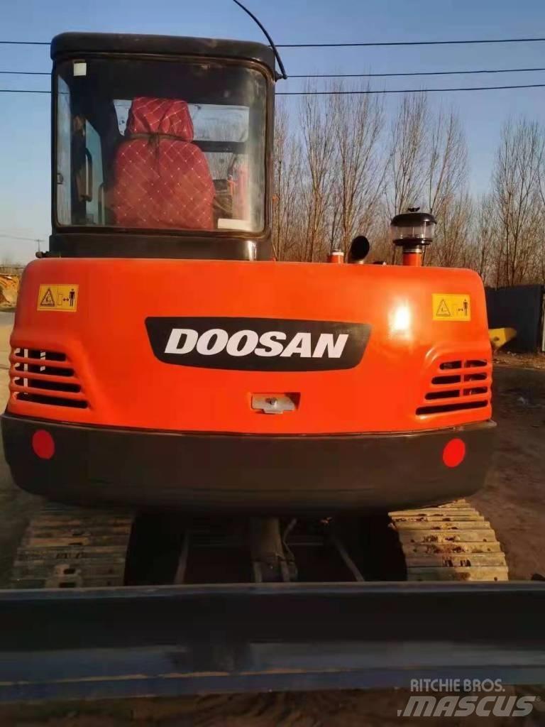 Doosan DH 55 حفارات صغيرة أقل من 7 طن (حفارات صغيرة)