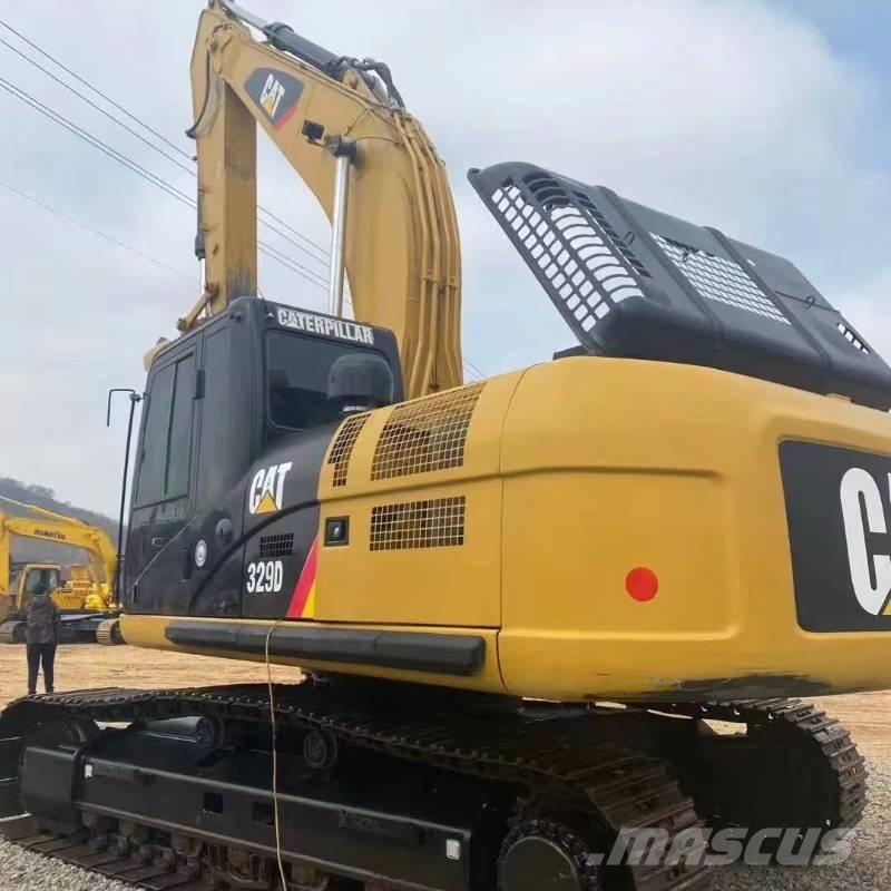 CAT 329 D حفارات زحافة