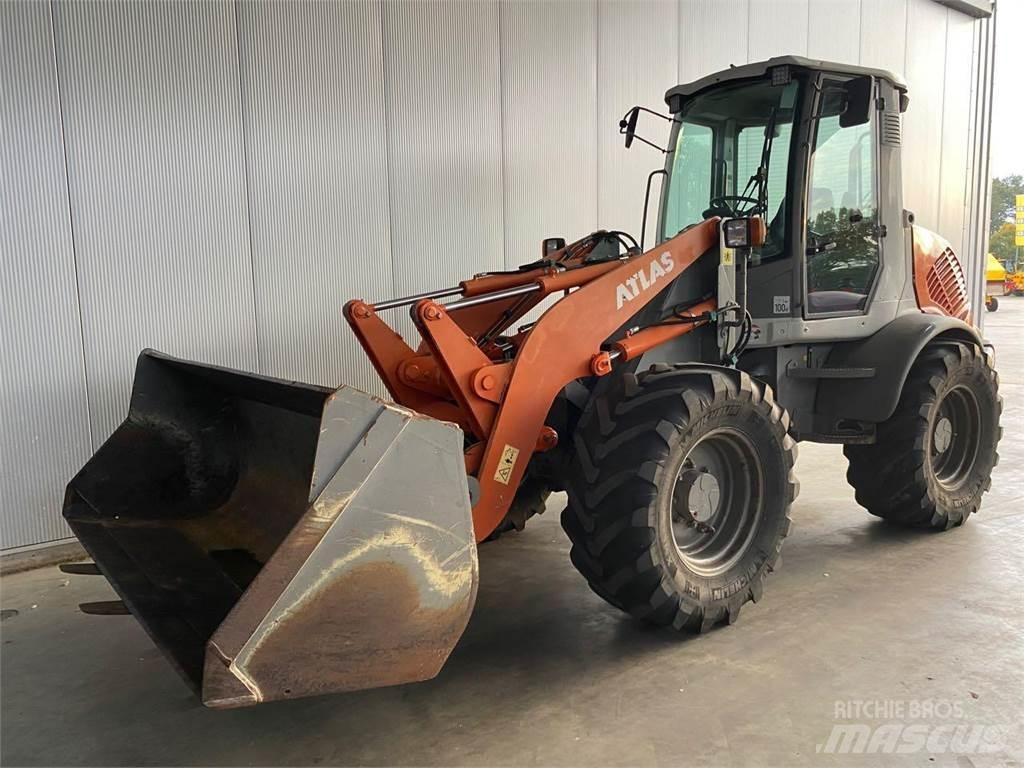 Atlas AR 85 لوادر بعجل