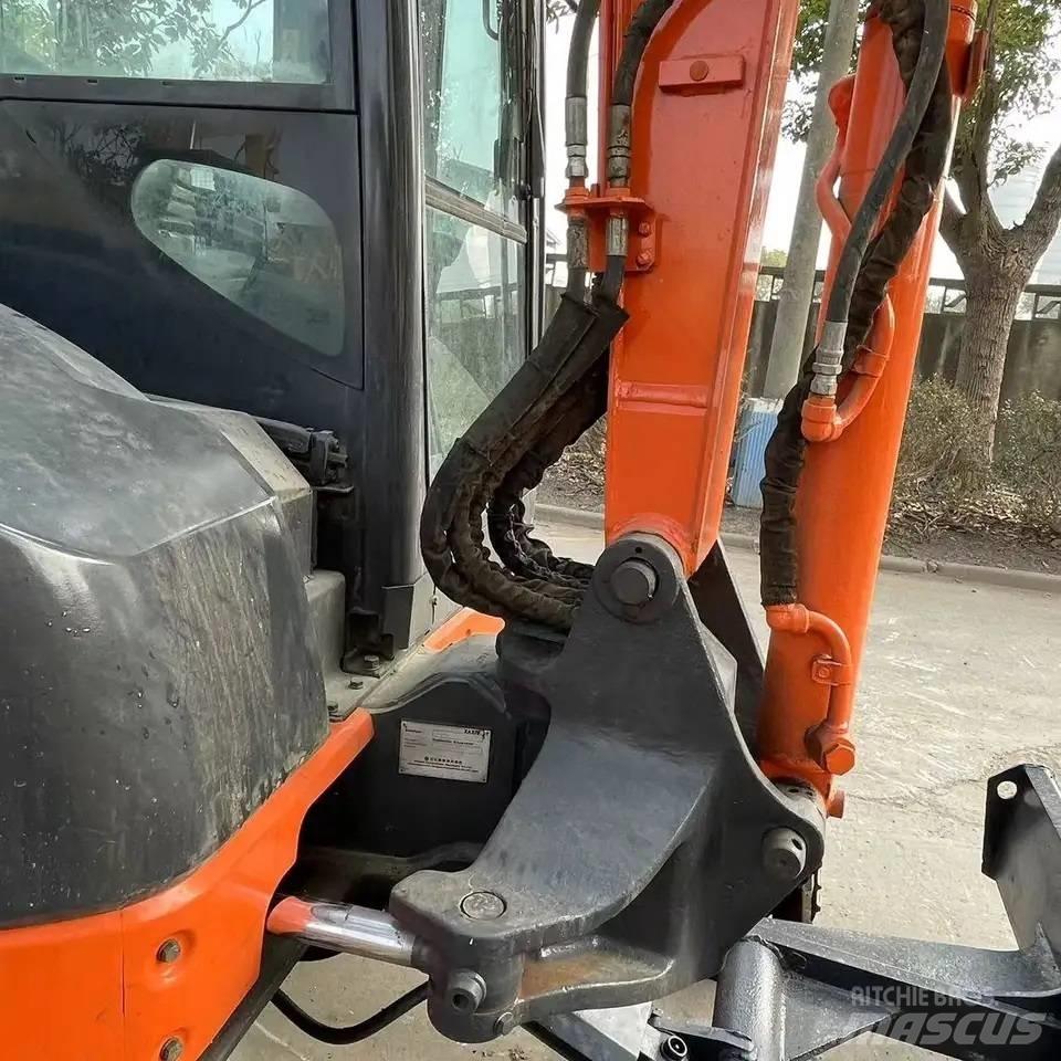 Hitachi ZX50 حفارات صغيرة أقل من 7 طن (حفارات صغيرة)