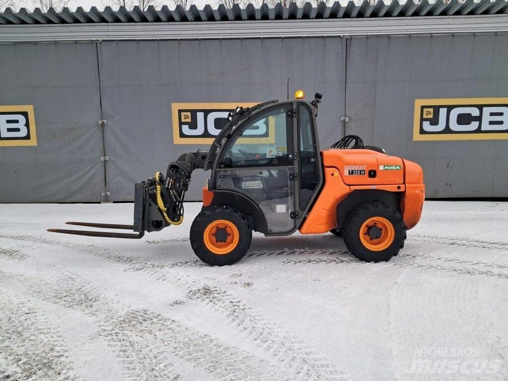 Ausa T 235 H مناولات متداخلة