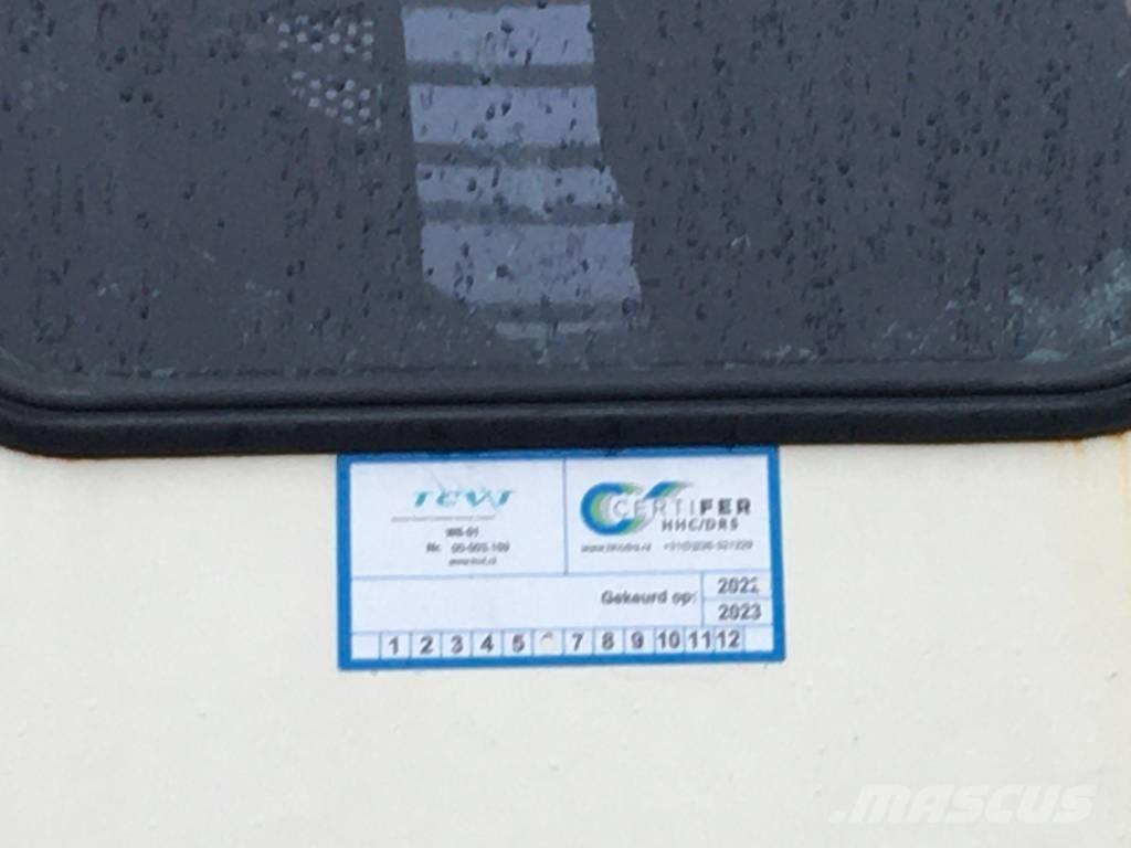 Hitachi KH 230 GLS منصات دق خوازيق