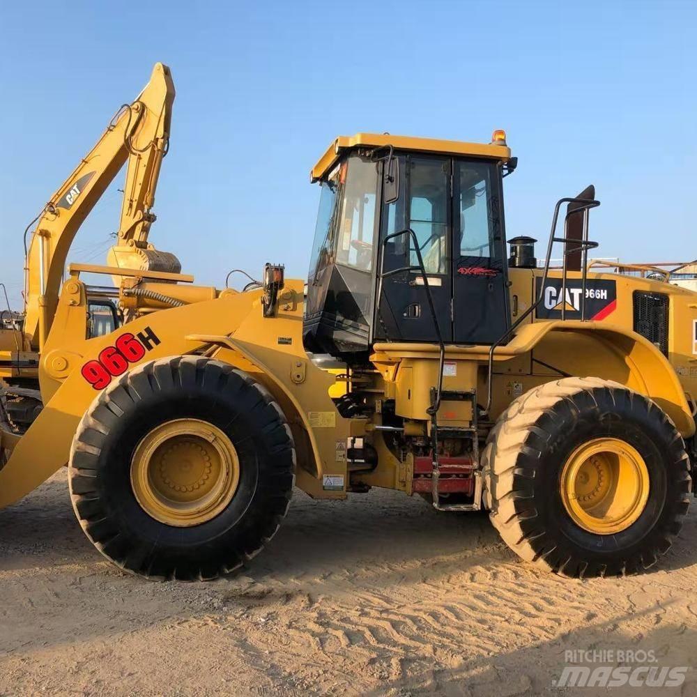 CAT 966H لوادر بعجل