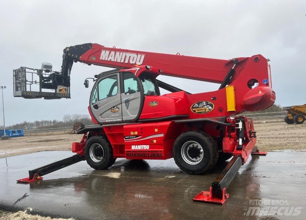 Manitou MRT 3050+ مناولات متداخلة