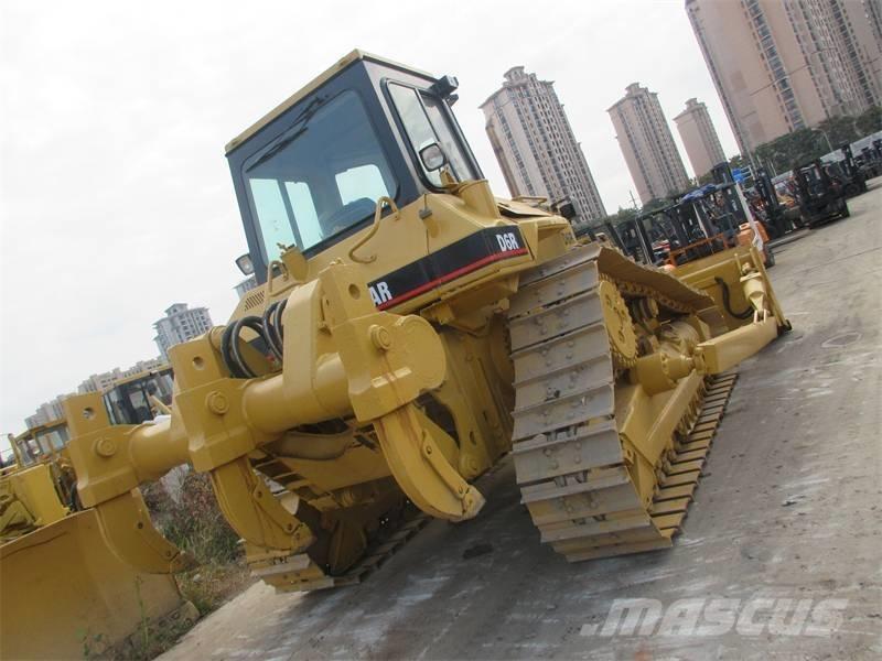 CAT D 6 R معدات تمهيد الطرق