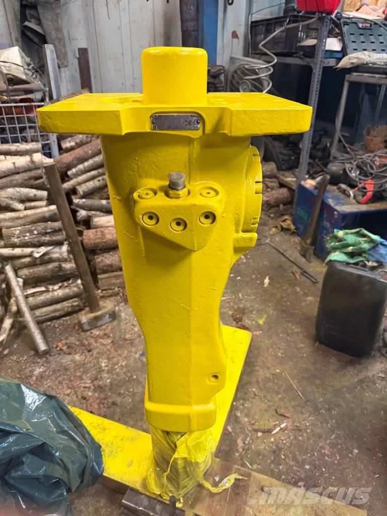 Atlas Copco SB 202 مطارق / كسارات